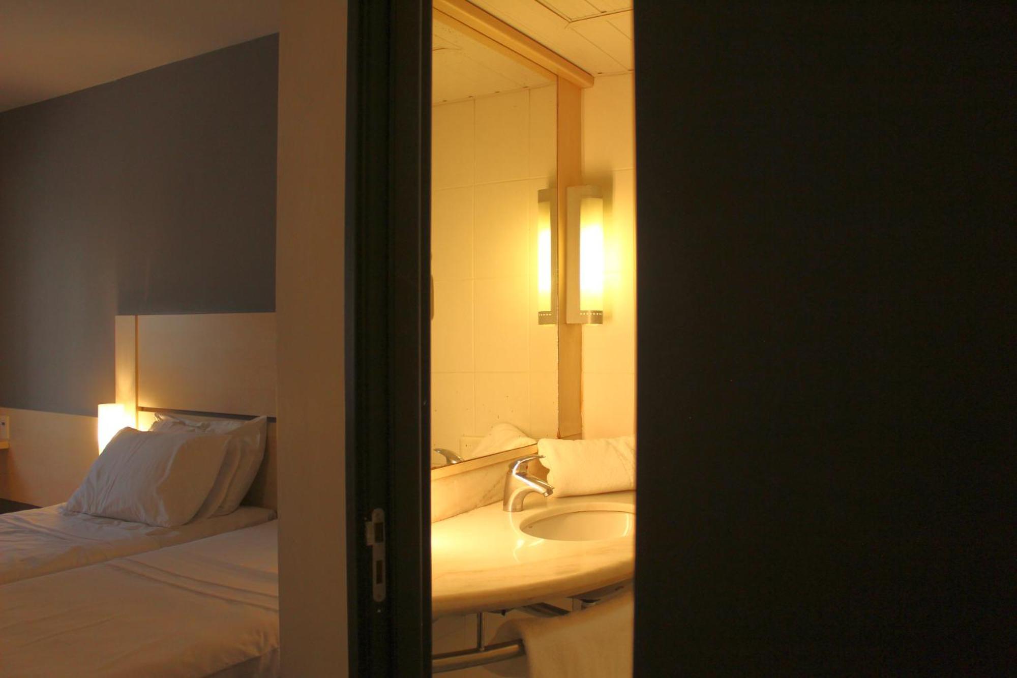 Ibis Hotel 3*