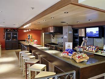 酒店 Ibis 3*